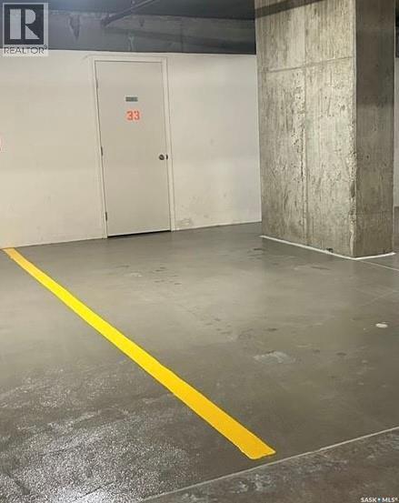 1308 902 Spadina Crescent E, Saskatoon, SK - Indoor Photo Showing Garage
