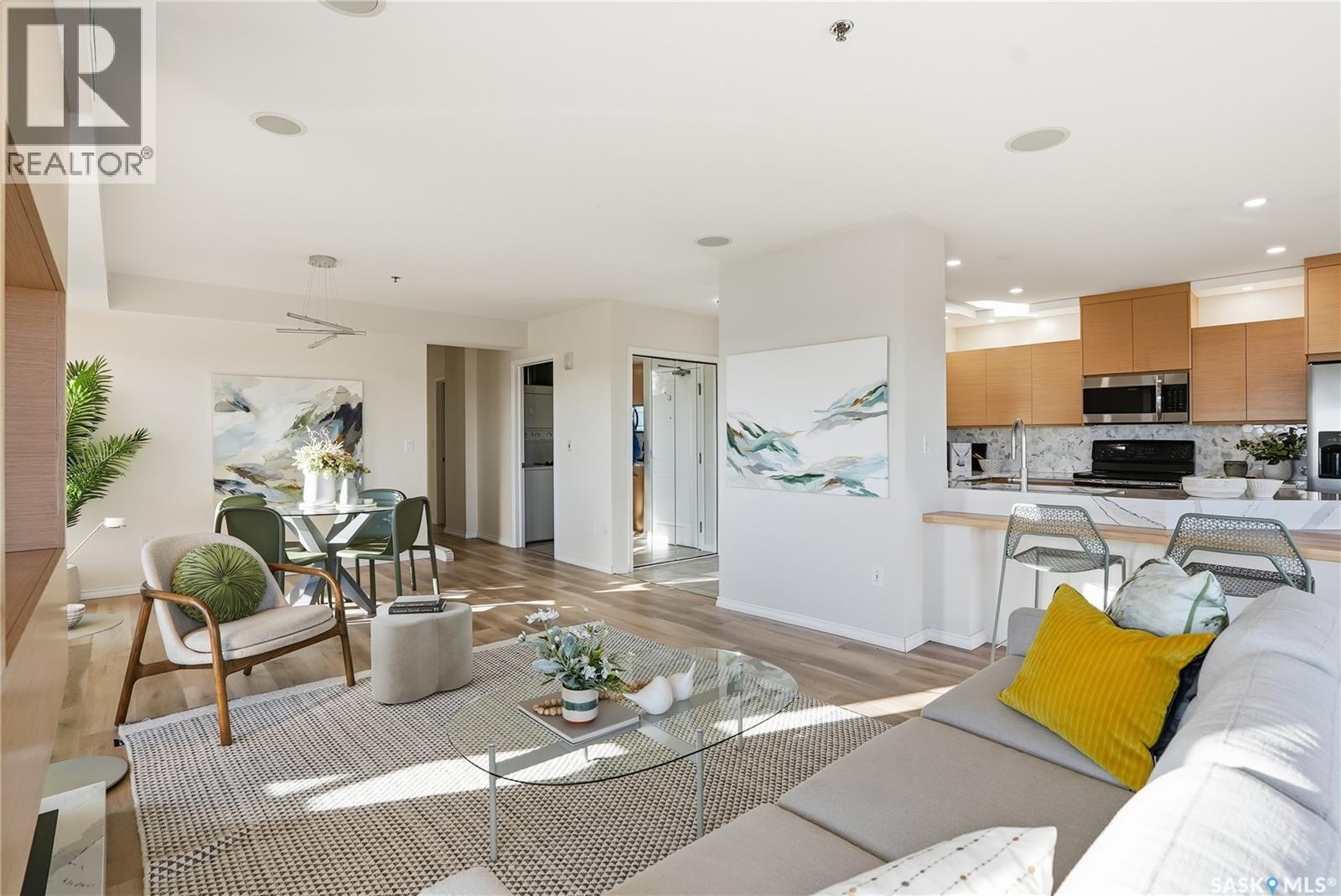 1308 902 Spadina Crescent E, Saskatoon, SK - Indoor