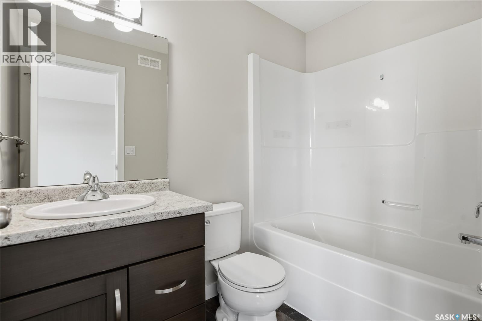 5326 Tutor Way, Regina, SK - Indoor Photo Showing Bathroom