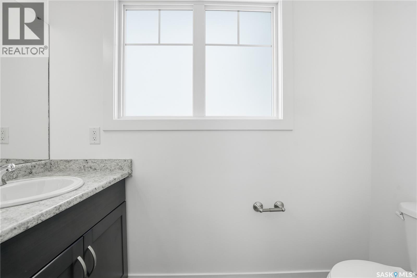 5326 Tutor Way, Regina, SK - Indoor Photo Showing Bathroom