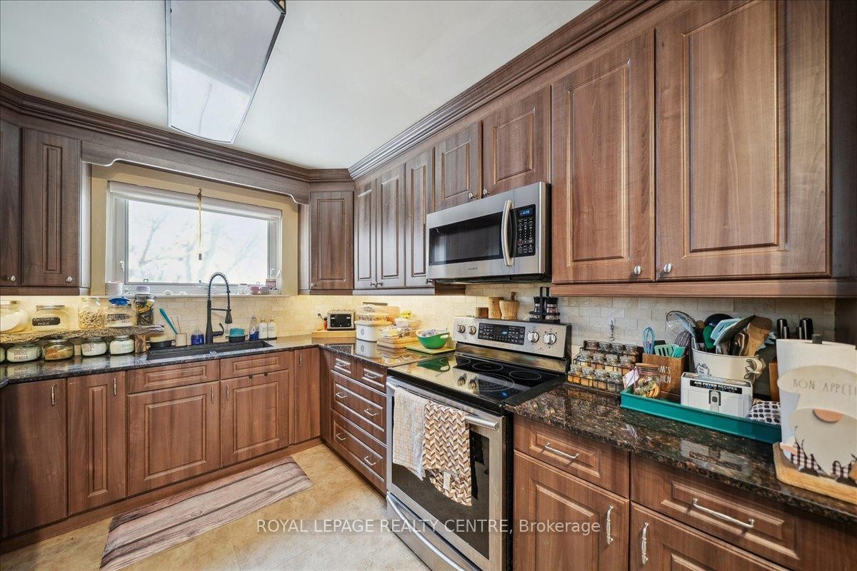 8 Judith Crescent, Brampton, ON