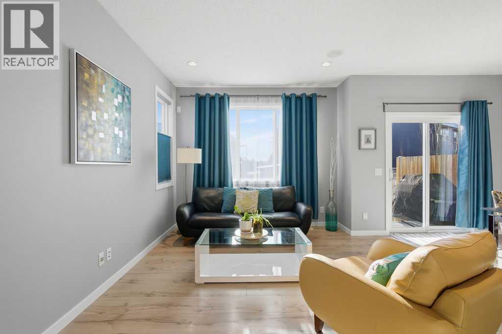 105 Chaparral Valley Crescent Se, Calgary, AB - Indoor Photo Showing Living Room