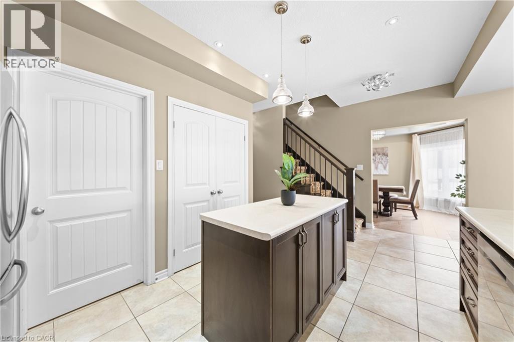 906 Audrey Place, Kitchener, ON - Indoor