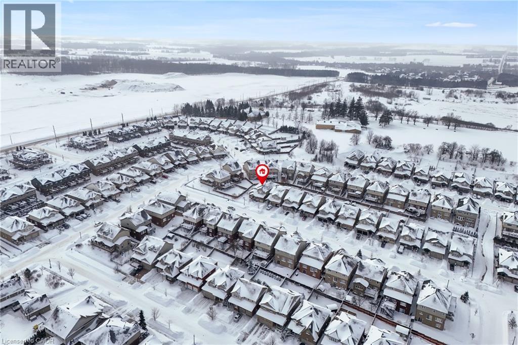 906 Audrey Place, Kitchener, ON - Outdoor With View