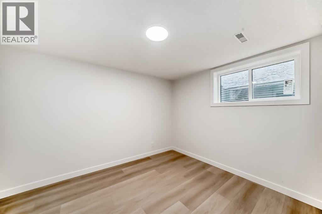 1242 Mardale Drive Ne, Calgary, AB - Indoor Photo Showing Other Room