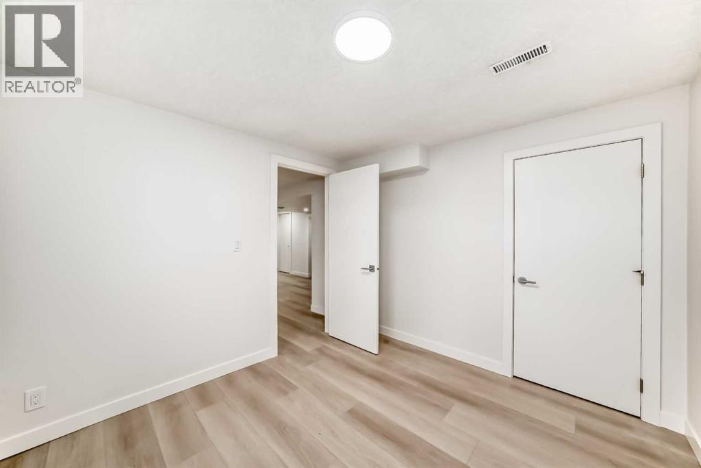 1242 Mardale Drive Ne, Calgary, AB - Indoor Photo Showing Other Room