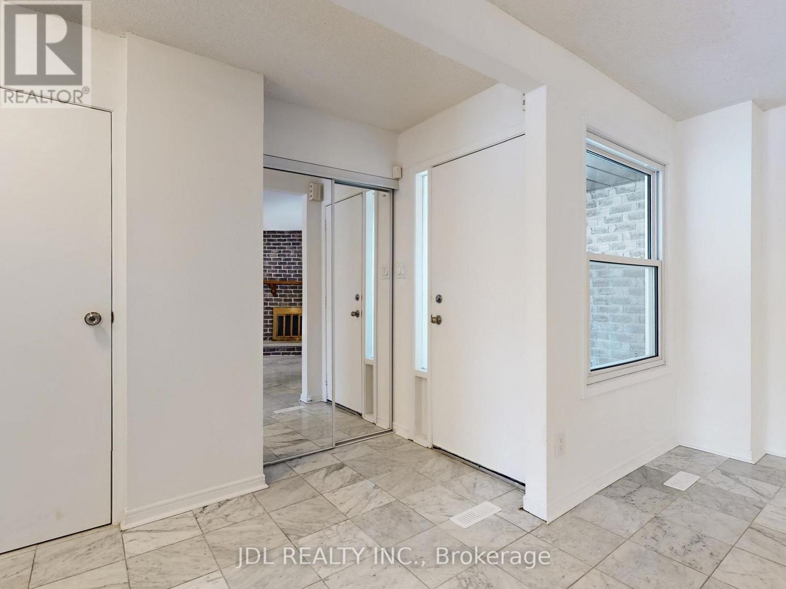 129 Appleby Crescent, Markham, ON - Indoor Photo Showing Other Room