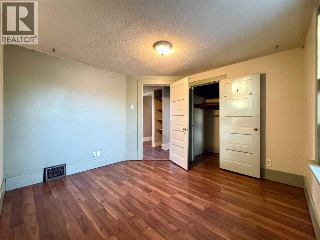 Bedroom 2 - 718 10 Street S, Lethbridge, AB - Indoor