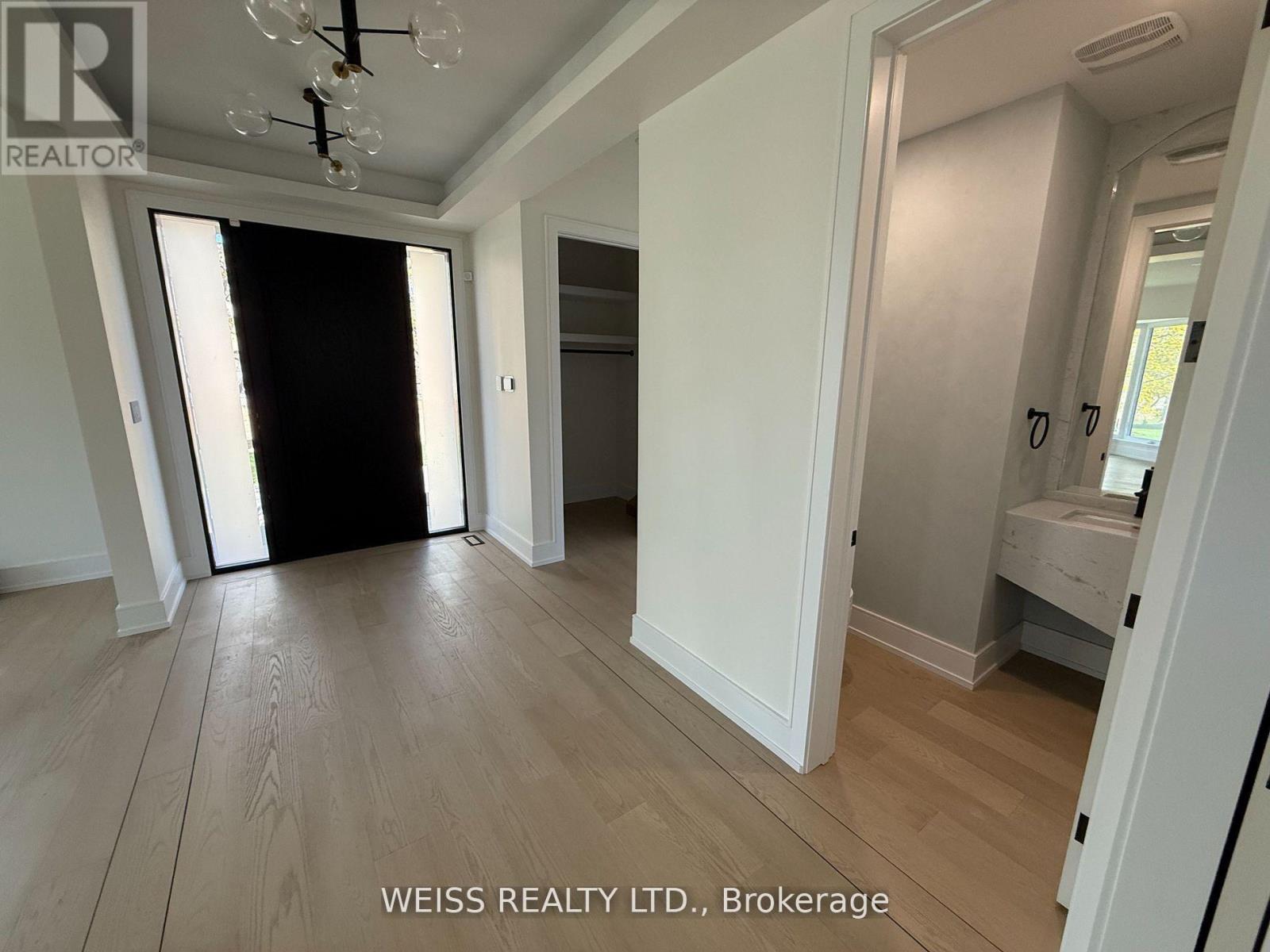 137 Bannockburn Avenue, Toronto, ON - Indoor Photo Showing Other Room