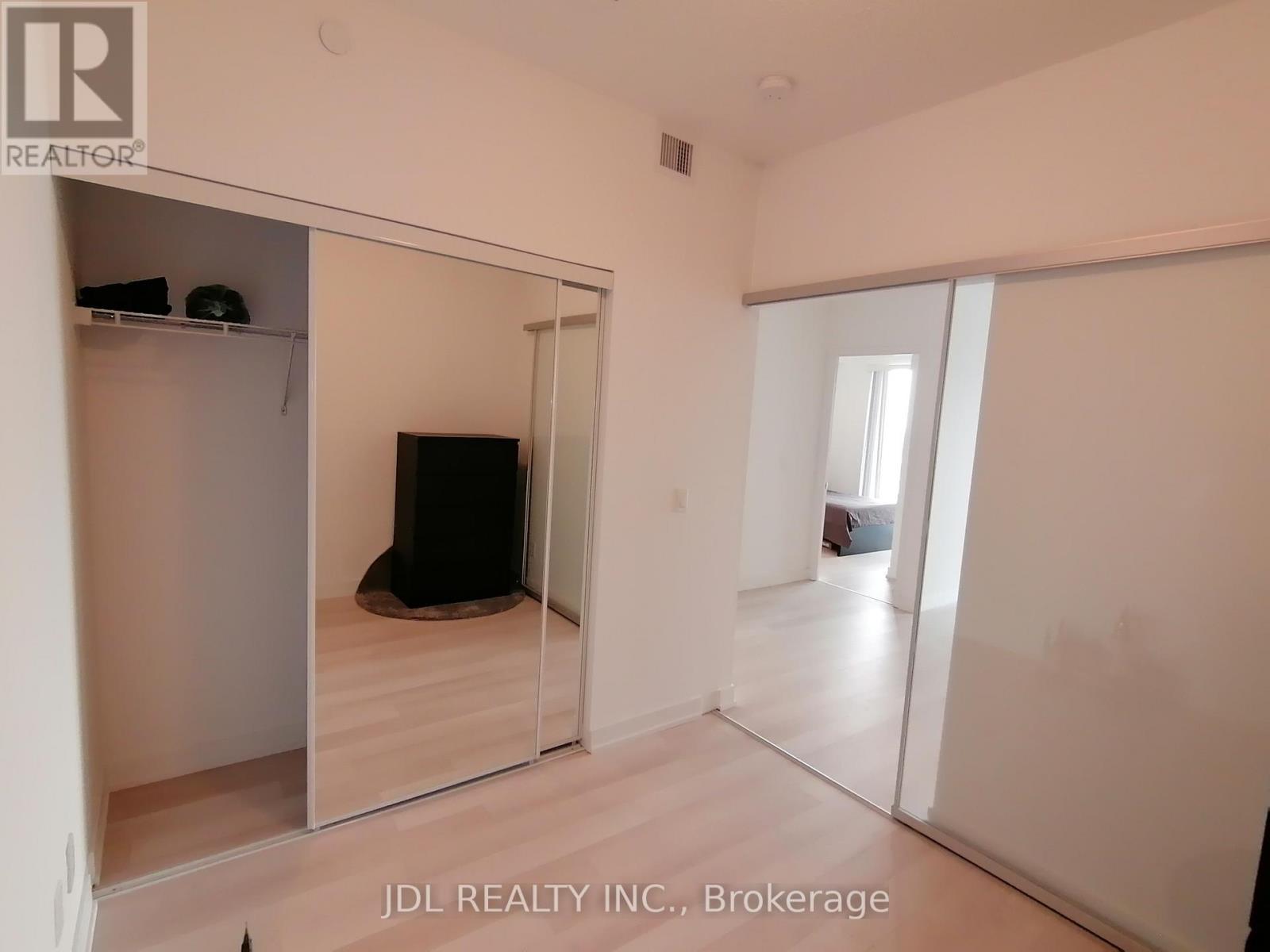 2112 - 5180 Yonge Street, Toronto, ON - Indoor