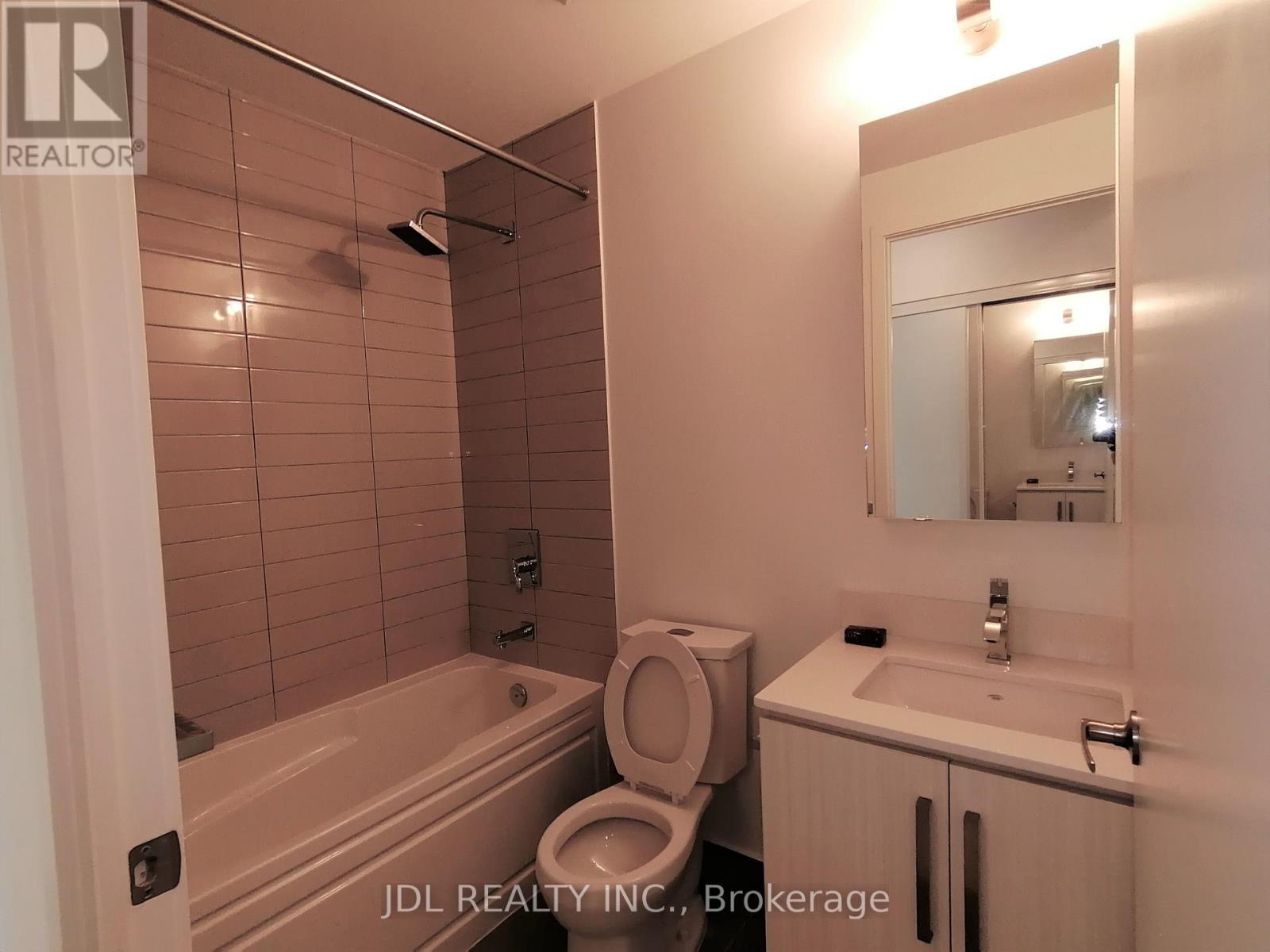 2112 - 5180 Yonge Street, Toronto, ON - Indoor Photo Showing Bathroom