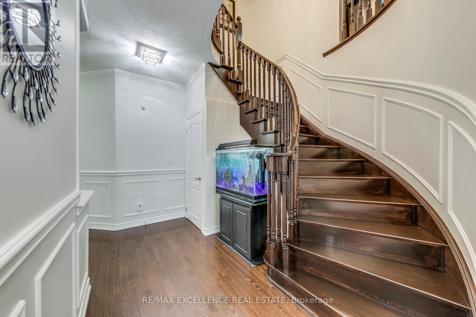 9 Natronia Trail, Brampton, ON - Indoor Photo Showing Other Room