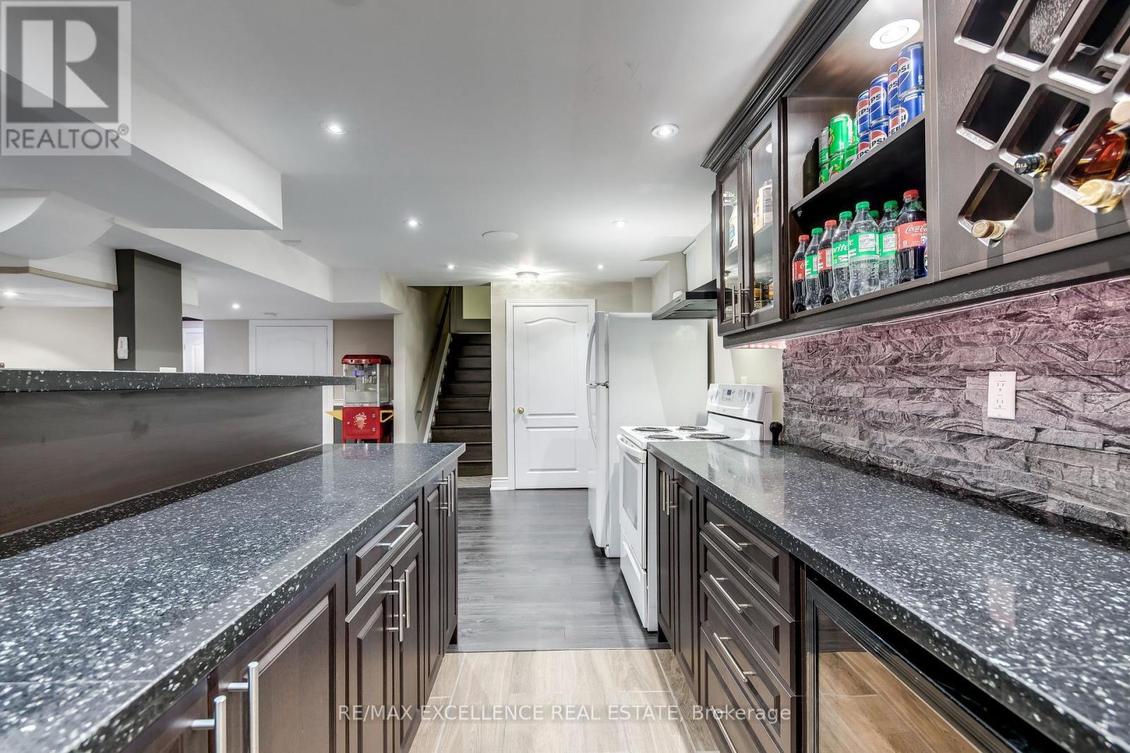 9 Natronia Trail, Brampton, ON - Indoor