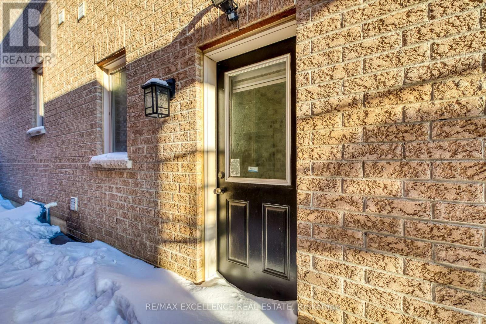9 Natronia Trail, Brampton, ON - Outdoor