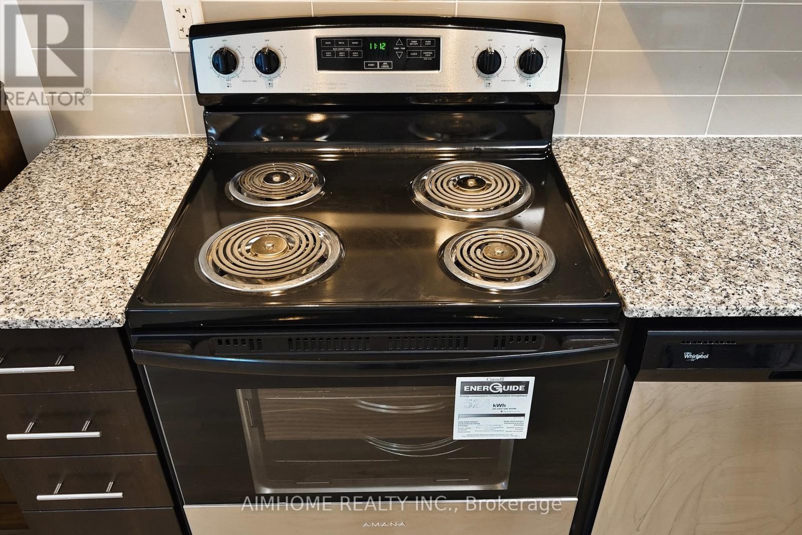 311 - 1420 Dupont Street, Toronto, ON - Indoor Photo Showing Kitchen