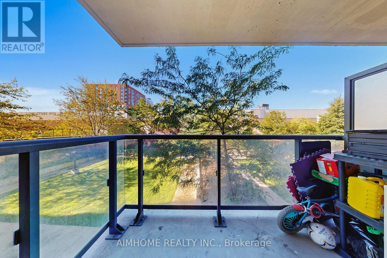 311 - 1420 Dupont Street, Toronto, ON - Outdoor