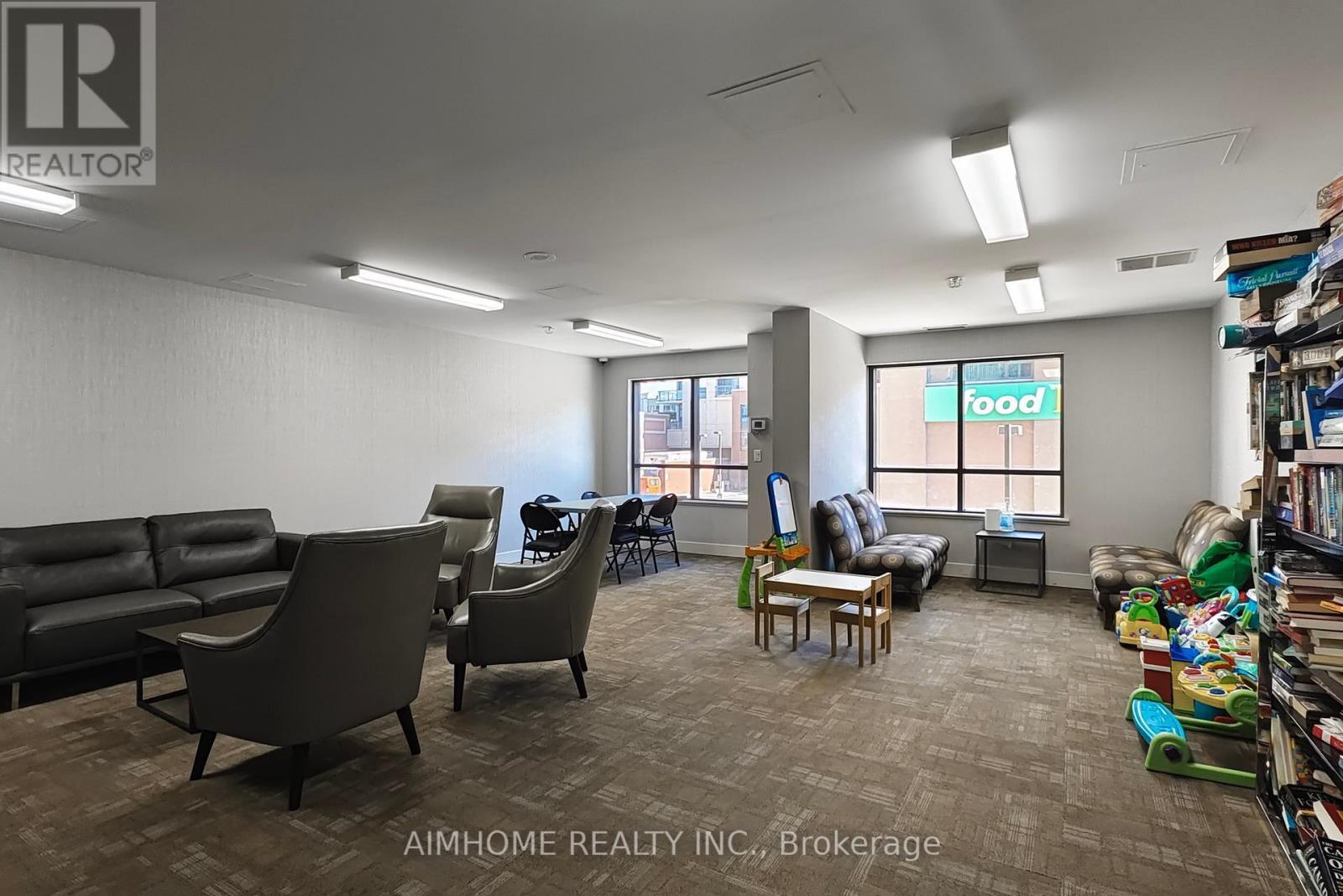 311 - 1420 Dupont Street, Toronto, ON - Indoor Photo Showing Other Room