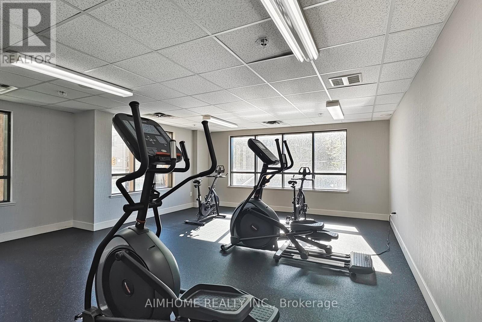 311 - 1420 Dupont Street, Toronto, ON - Indoor Photo Showing Gym Room