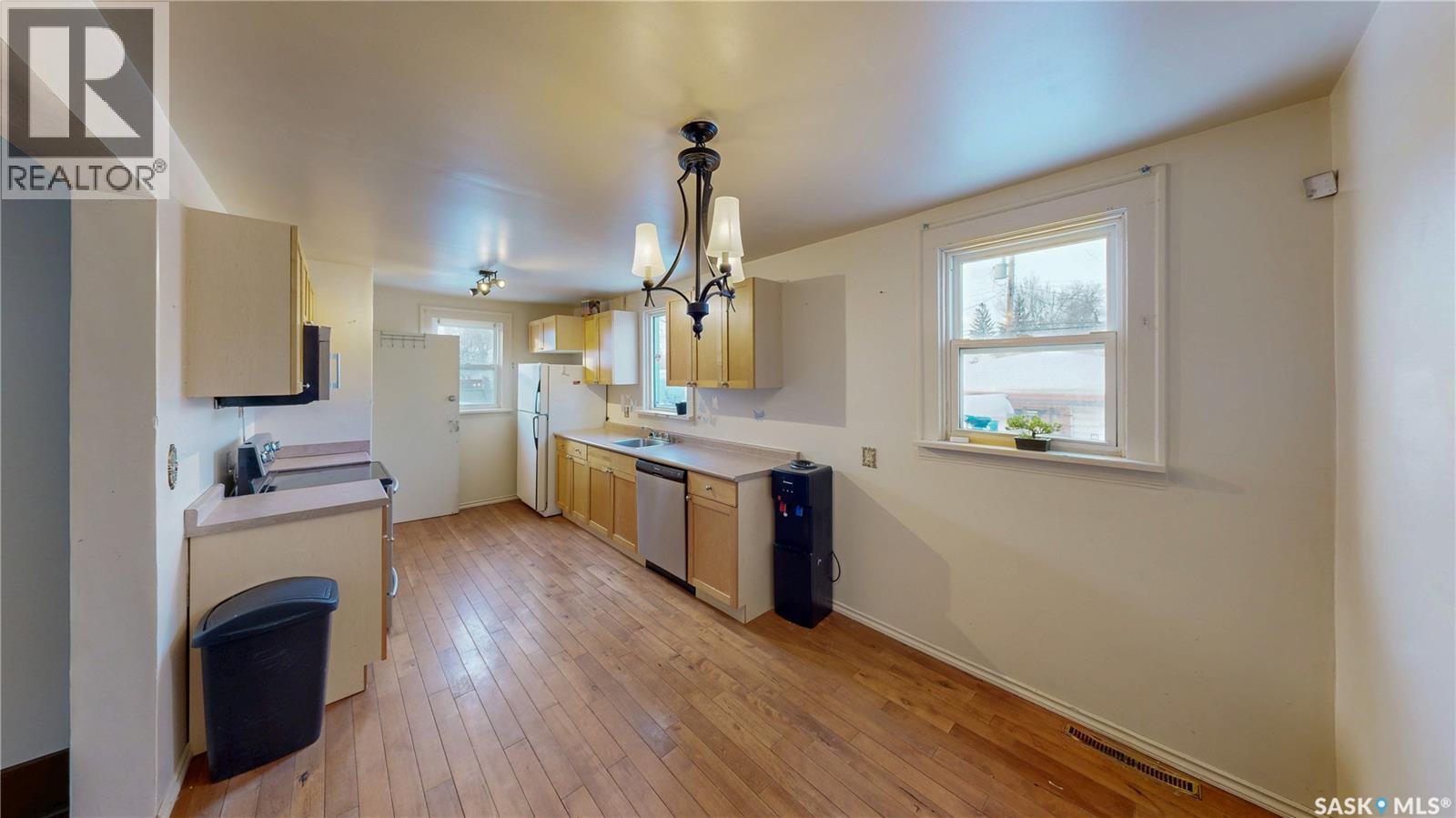 1138 Princess Street, Regina, SK - Indoor Photo Showing Kitchen