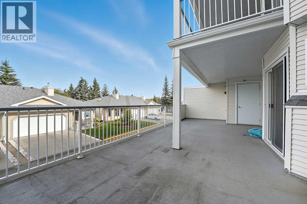 208, 6118 53 Avenue, Red Deer, AB - Outdoor With Exterior