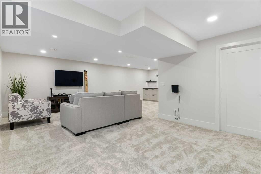 9936 Maplecreek Drive Se, Calgary, AB - Indoor