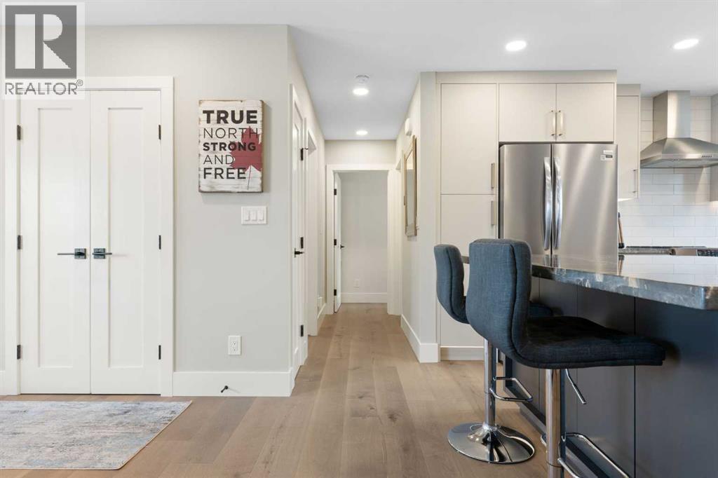 9936 Maplecreek Drive Se, Calgary, AB - Indoor