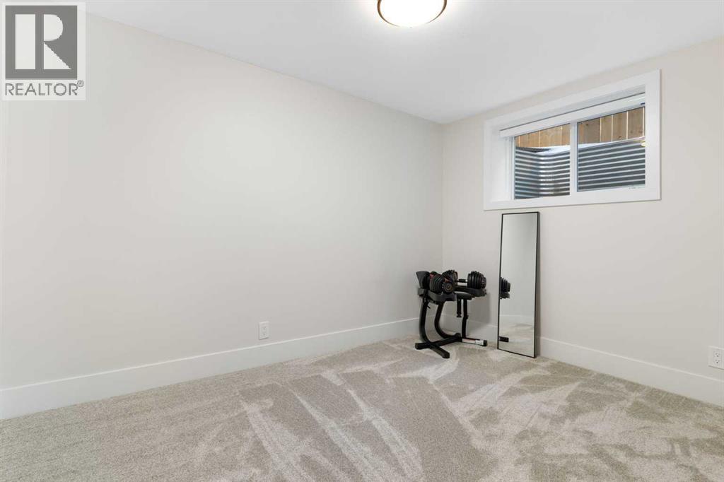 9936 Maplecreek Drive Se, Calgary, AB - Indoor