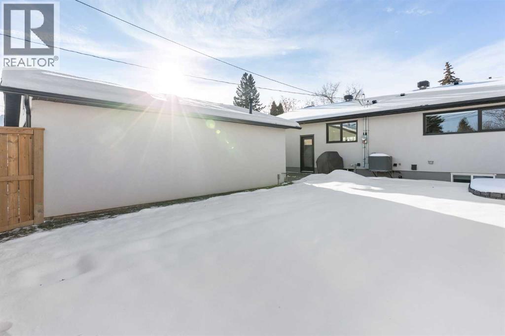 9936 Maplecreek Drive Se, Calgary, AB - Outdoor
