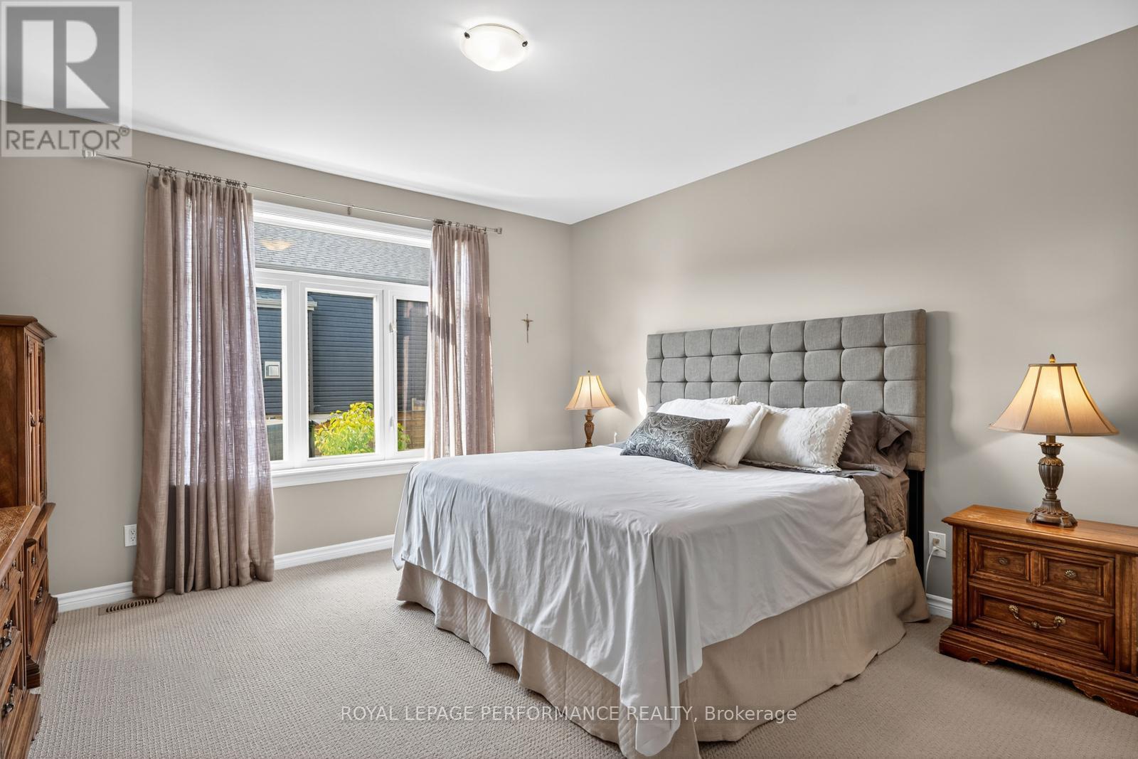 88 Des Rails Street, Clarence-Rockland, ON - Indoor Photo Showing Bedroom