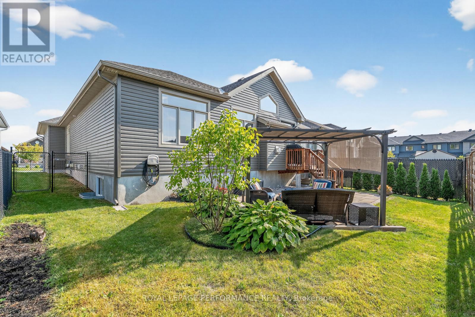 88 Des Rails Street, Clarence-Rockland, ON - Outdoor With Deck Patio Veranda