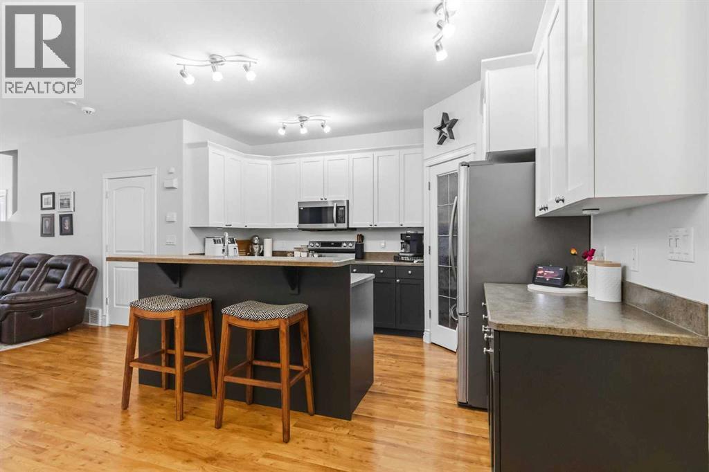 137 Sunday Creek Way, Fort Mcmurray, AB - Indoor Photo Showing Kitchen