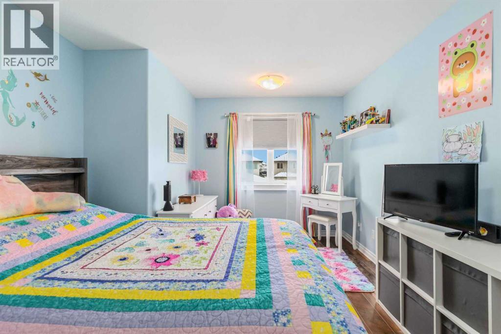 137 Sunday Creek Way, Fort Mcmurray, AB - Indoor Photo Showing Bedroom