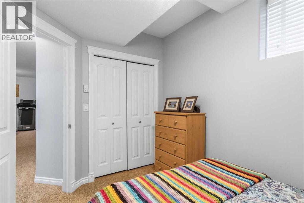 137 Sunday Creek Way, Fort Mcmurray, AB - Indoor Photo Showing Bedroom