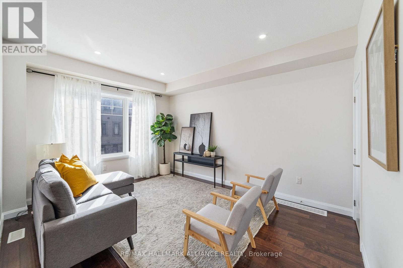 #45 - 1169 Garner Road E, Hamilton, ON - Indoor