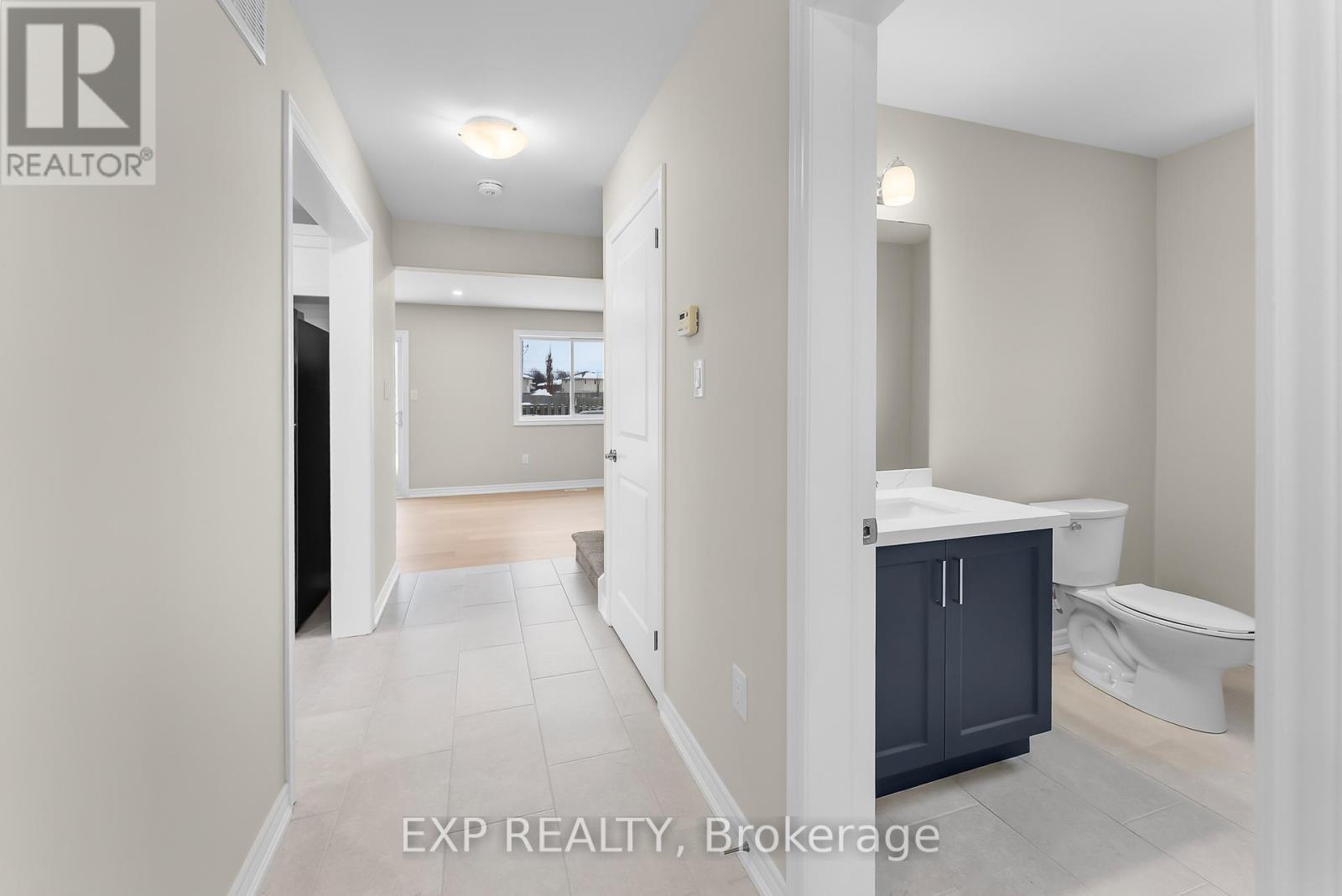 8329 Atack Court, Niagara Falls (Ascot), ON - Indoor