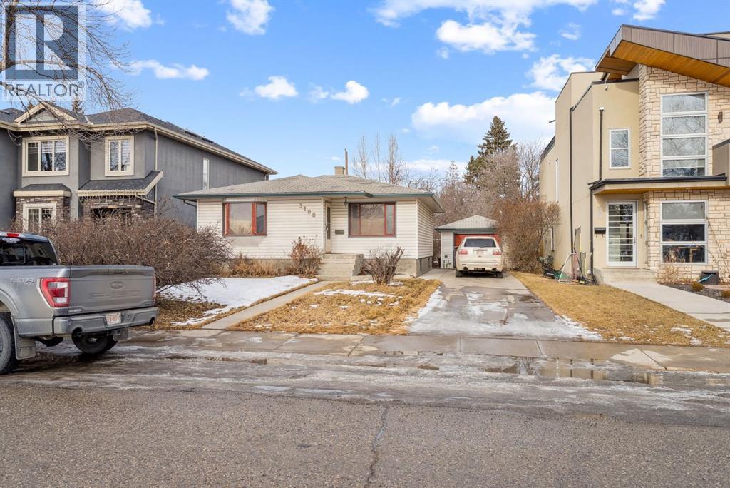 3108 28 Avenue Sw, Calgary, AB - Outdoor With Facade