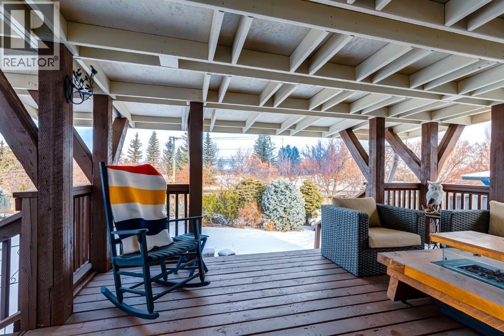 327 Millview Place Sw, Calgary, AB -