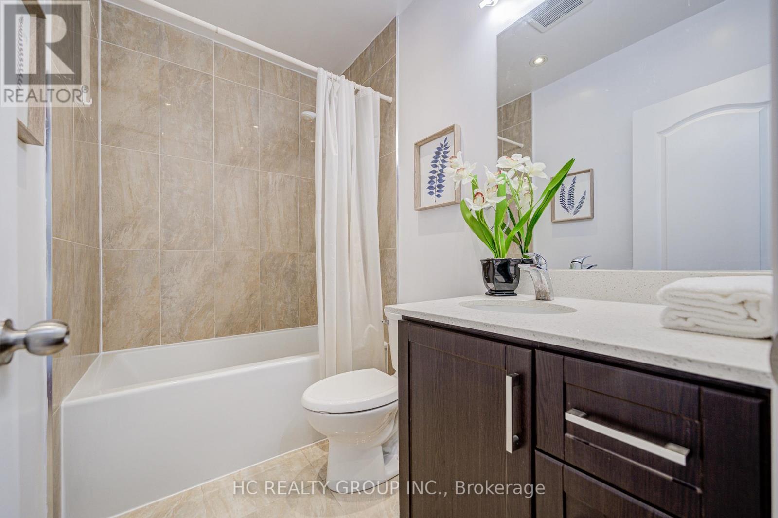 23 Boarhill Drive, Toronto, ON - Indoor Photo Showing Bathroom