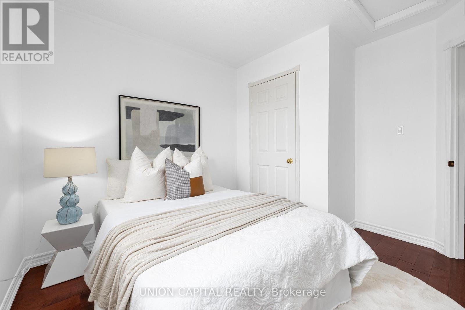 29 Queen'S Plate Drive, Markham, ON - Indoor Photo Showing Bedroom