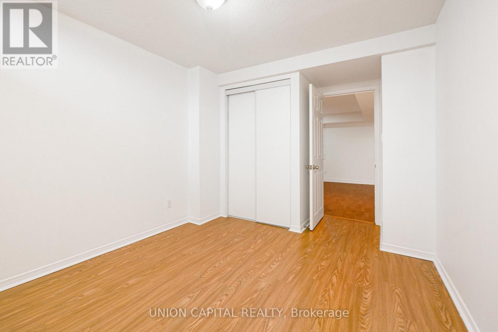 29 Queen'S Plate Drive, Markham, ON - Indoor Photo Showing Other Room