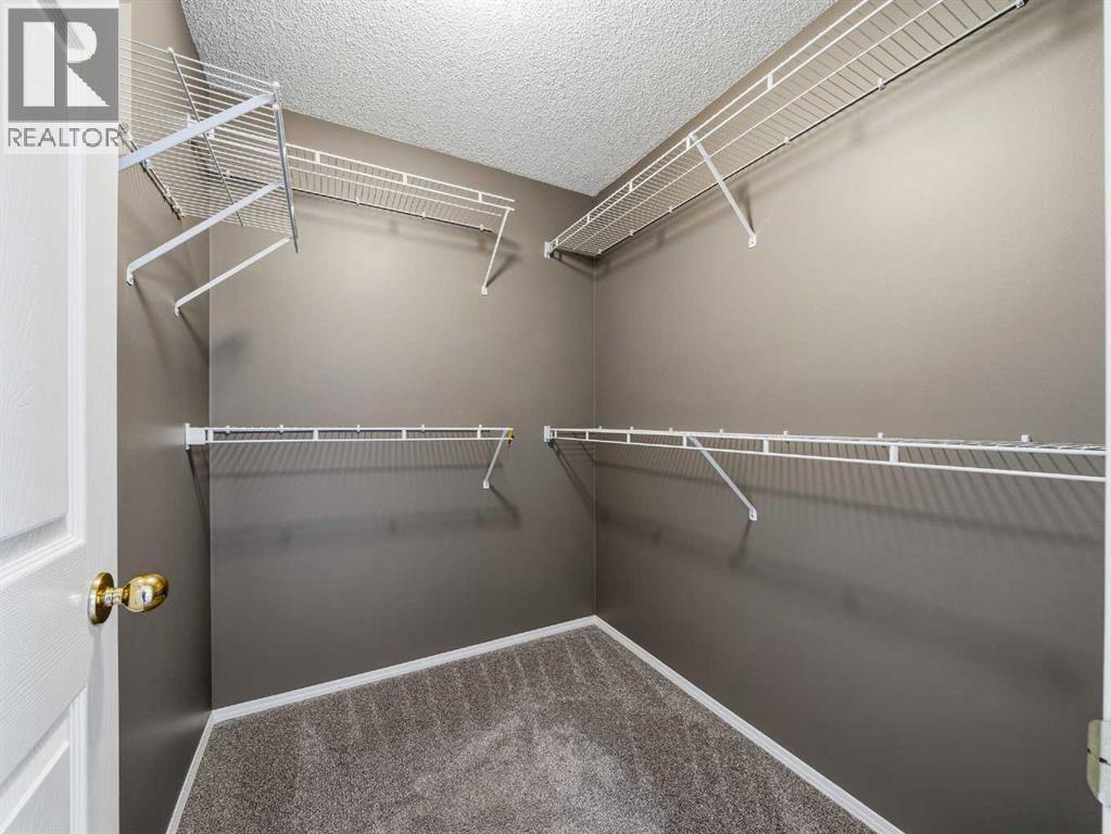 626 Hawkstone Manor Nw, Calgary, AB - Indoor With Storage