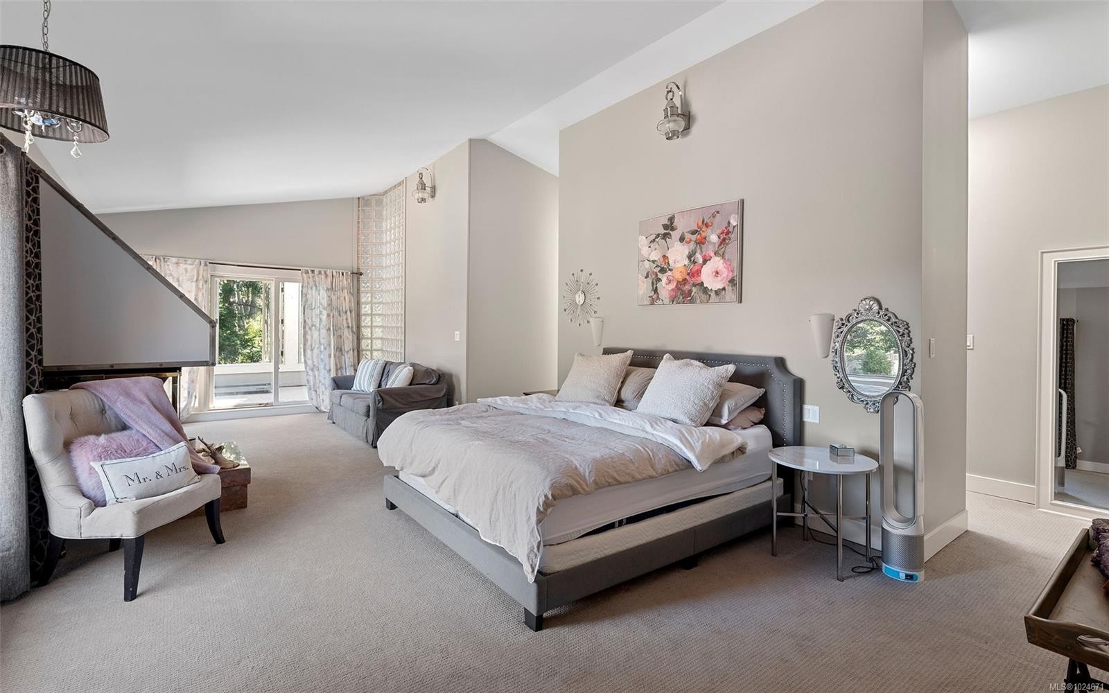 2895 Lansdowne Rd, Oak Bay, BC