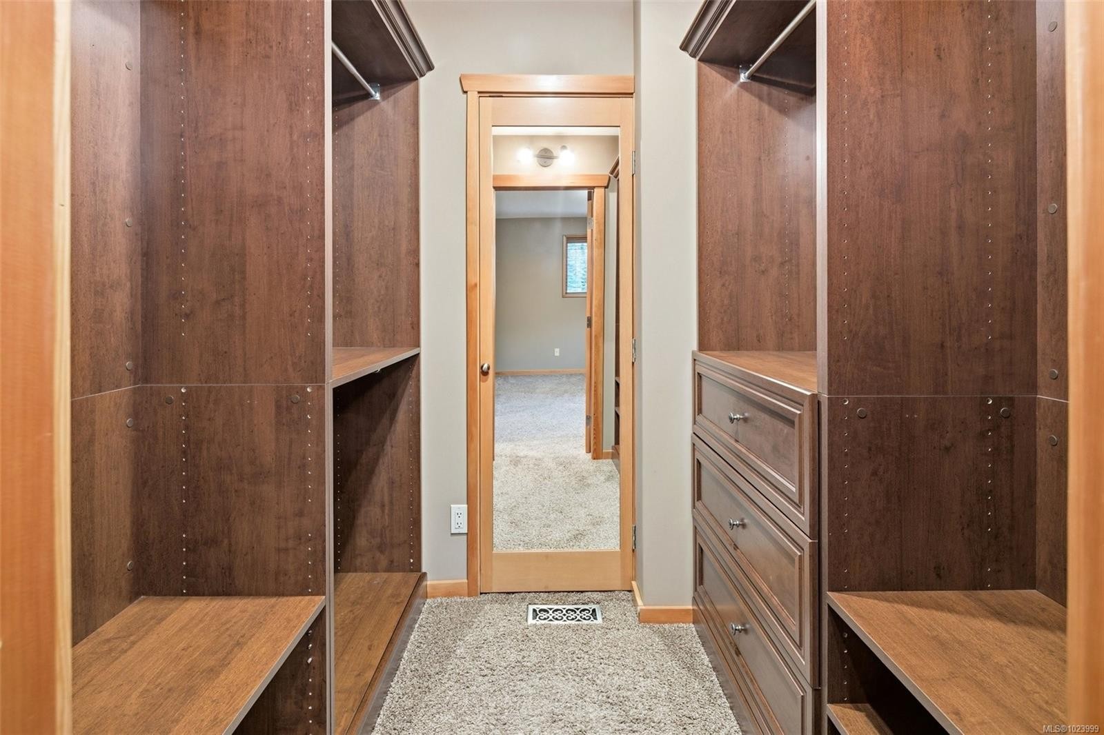 8335 Youbou Rd, Lake Cowichan, BC