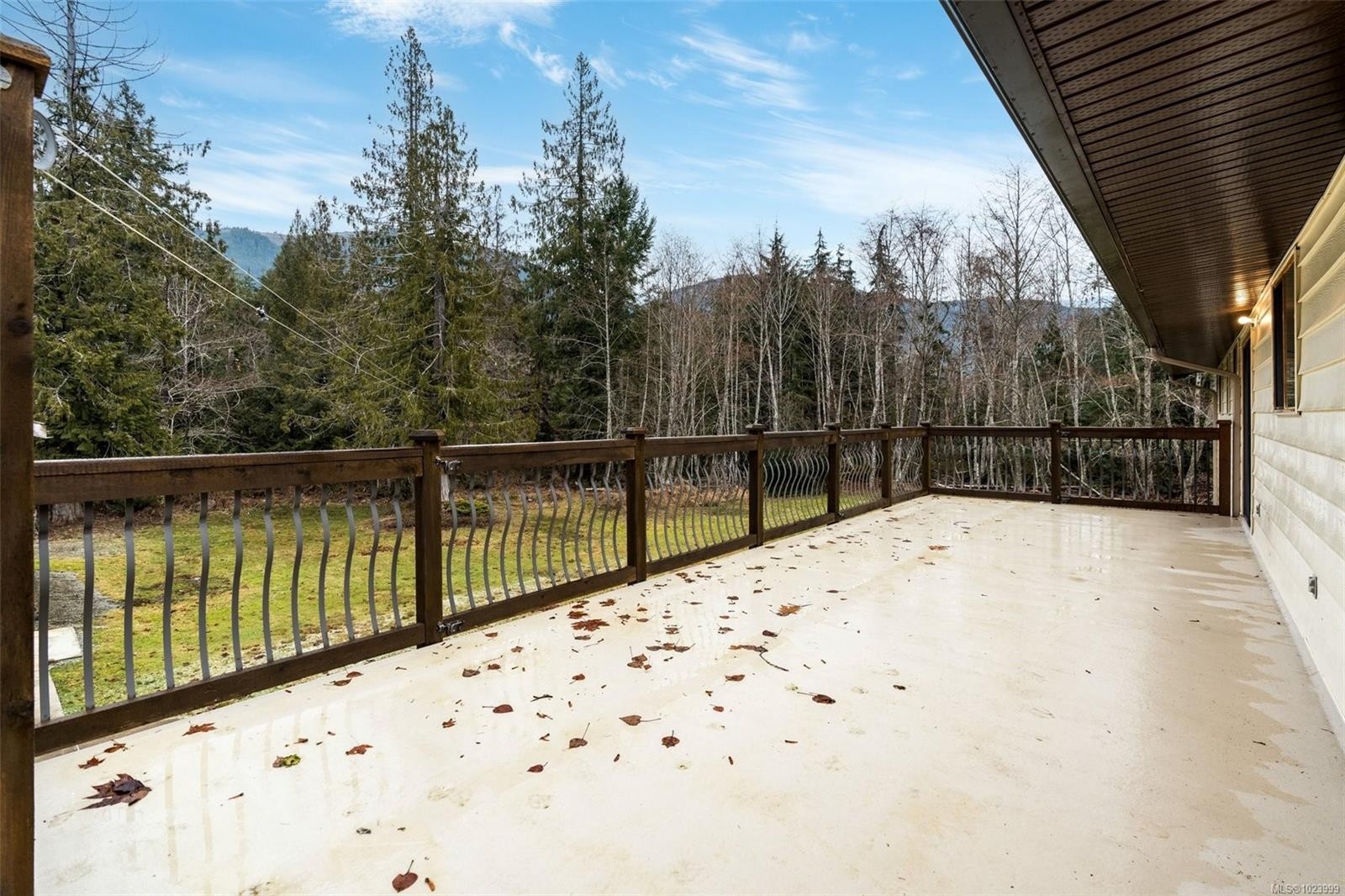 8335 Youbou Rd, Lake Cowichan, BC