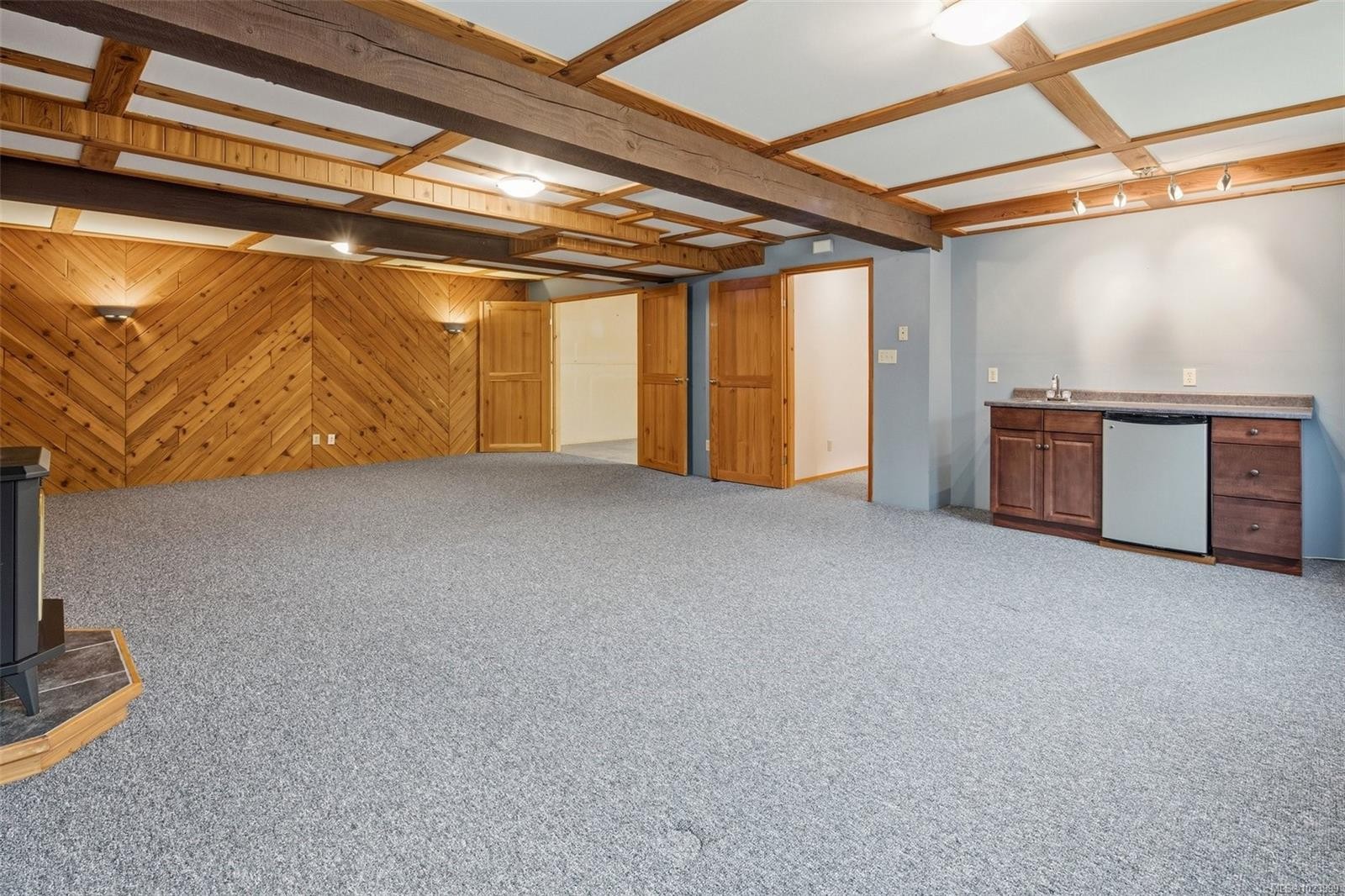 8335 Youbou Rd, Lake Cowichan, BC