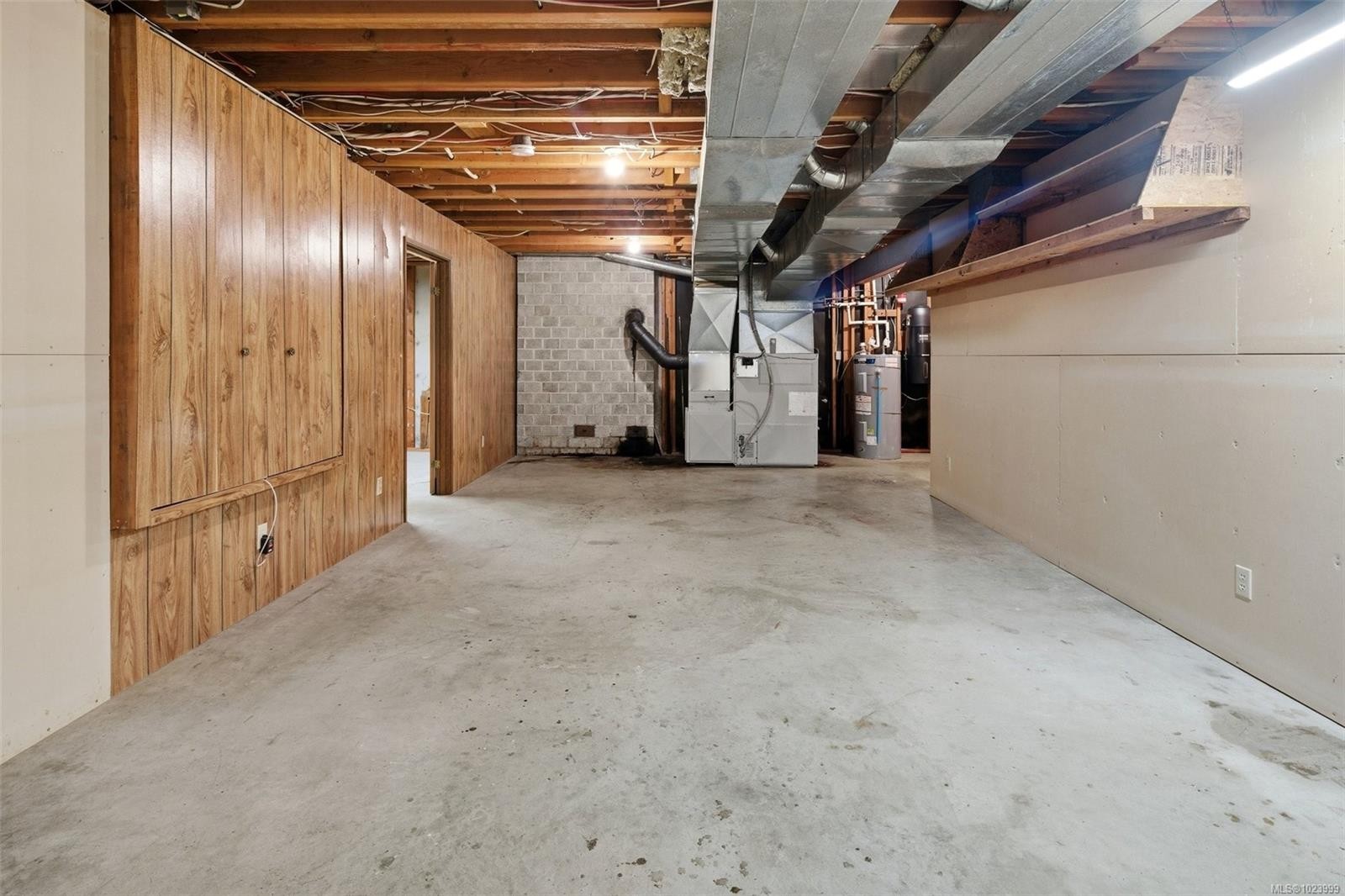 8335 Youbou Rd, Lake Cowichan, BC