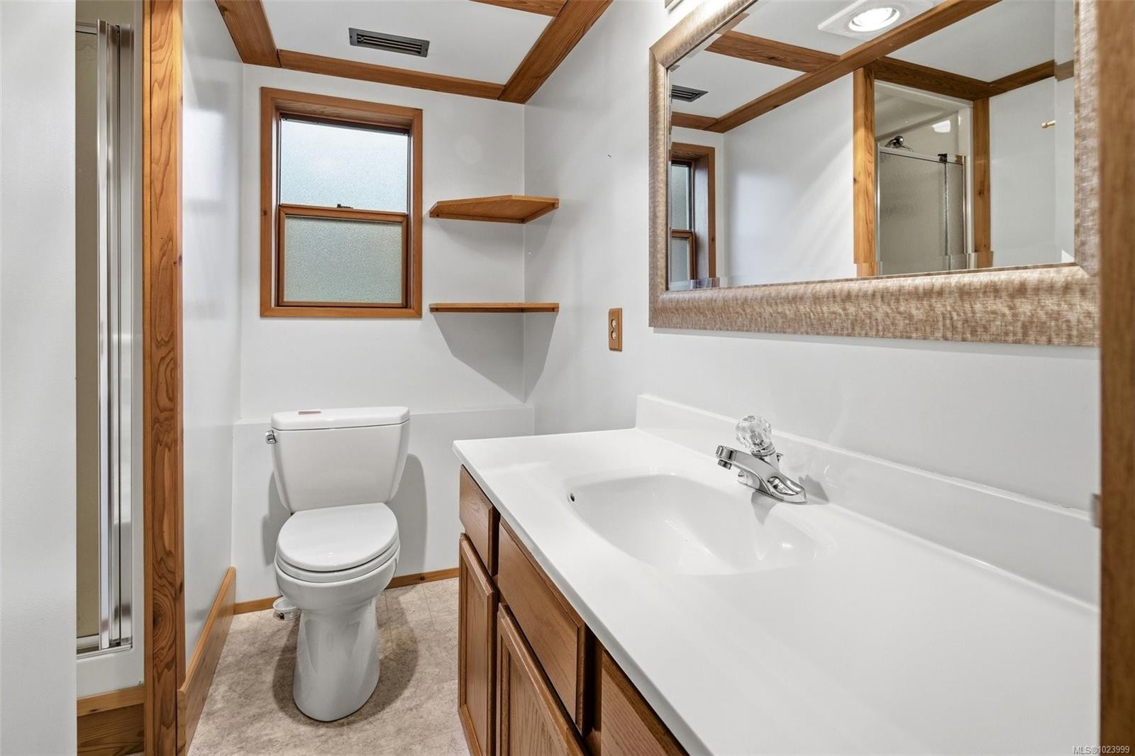 8335 Youbou Rd, Lake Cowichan, BC