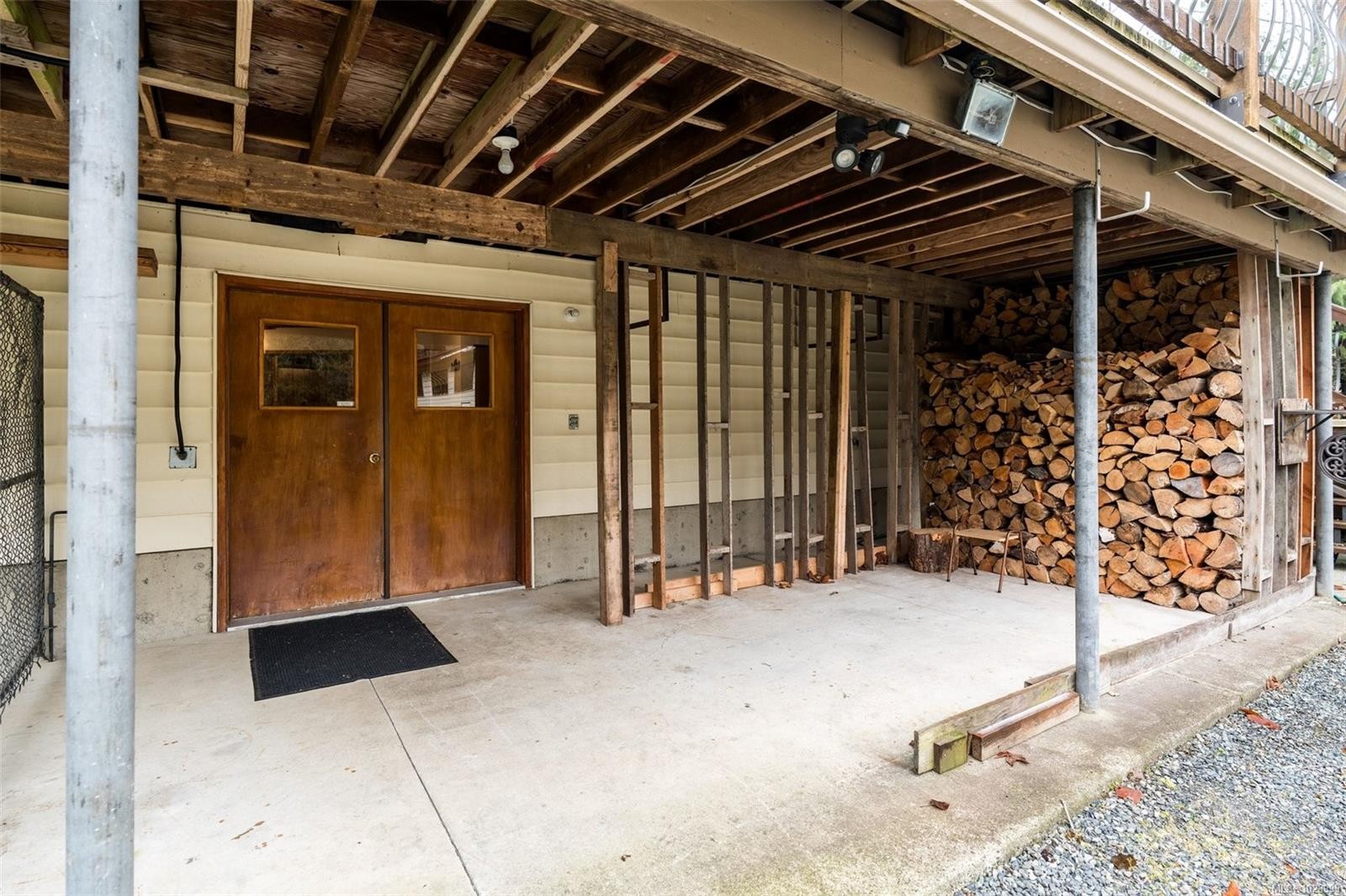 8335 Youbou Rd, Lake Cowichan, BC