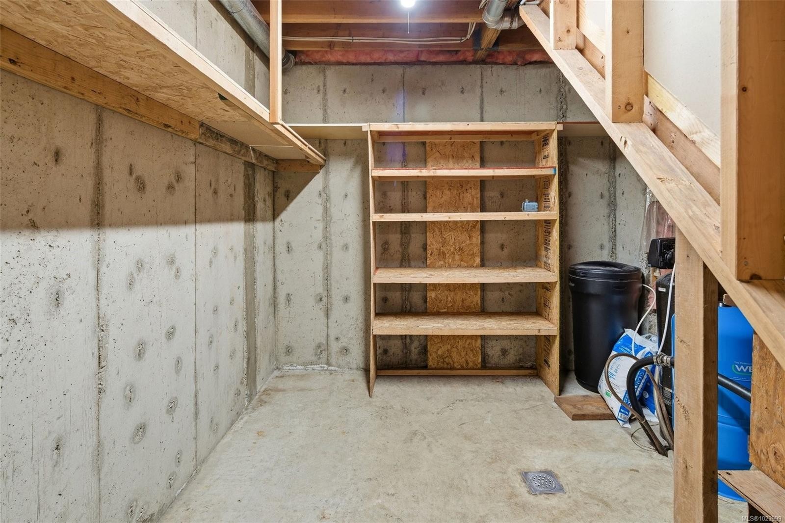 8335 Youbou Rd, Lake Cowichan, BC