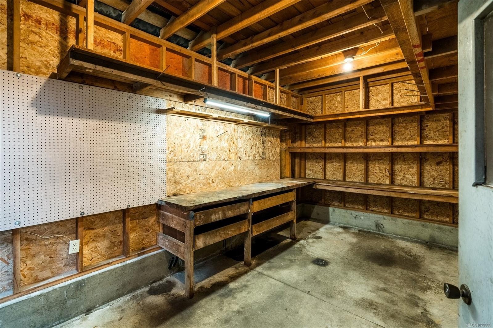 8335 Youbou Rd, Lake Cowichan, BC